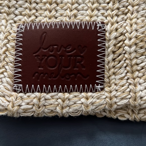 Love Your Melon beanie - Picture 2 of 2